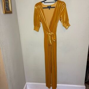 Modcloth Golden Yellow Velvet Short Sleeve Maxi Dress Size Small